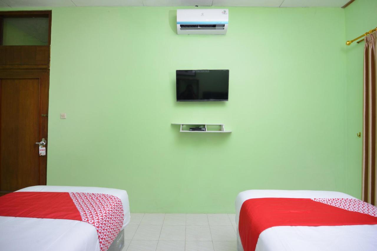 Super Oyo 1046 Omah Pathok Hotel Yogyakarta Exterior photo